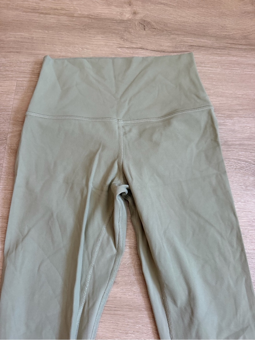 lululemon athletica Align High-Rise 25" Pant - Green Twill SZ 4 - Picture 2 of 6